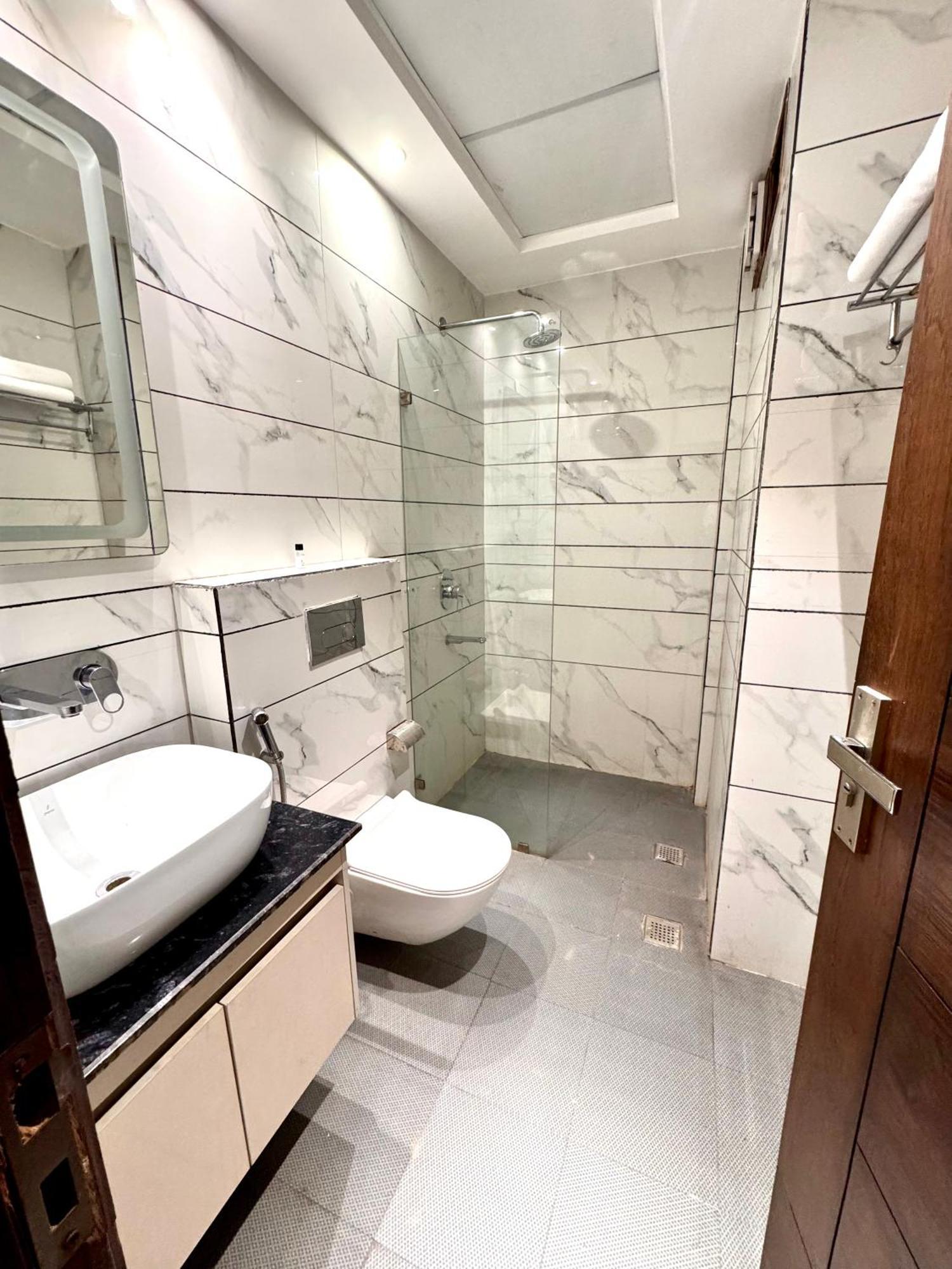 Prism Grand Hotel Zirakpur Luaran gambar