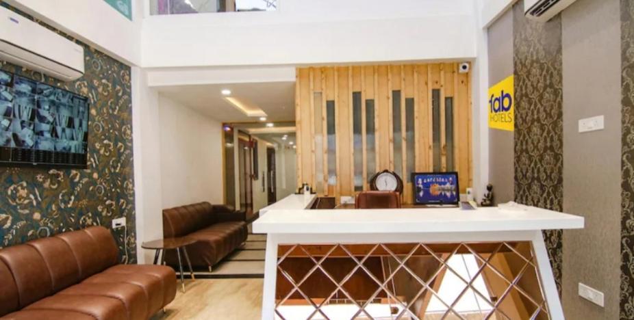 Prism Grand Hotel Zirakpur Luaran gambar