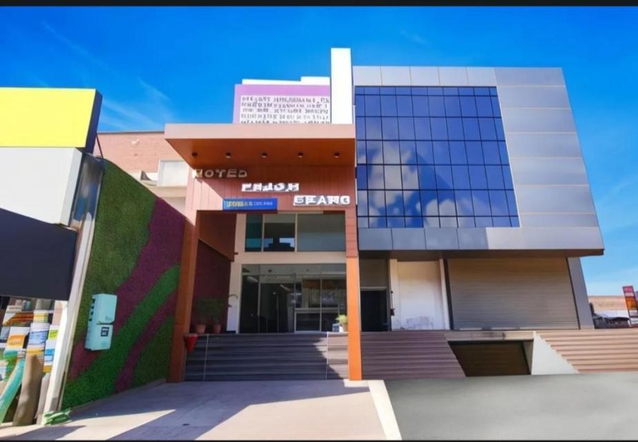Prism Grand Hotel Zirakpur Luaran gambar